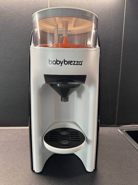 Repas pour bébés: Baby Brezza Formula Pro Advanced  – D'occasion à Monthey par mar_wc6g