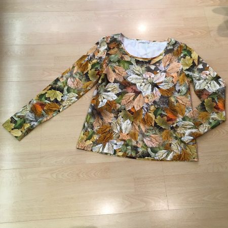 B.M. Company LA Jersey Shirt m Herbst Farben bedruckt Gr 34