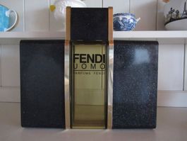 Wonderful FENDI UOMO Grosse Factice Shop Display  ALT SELTEN