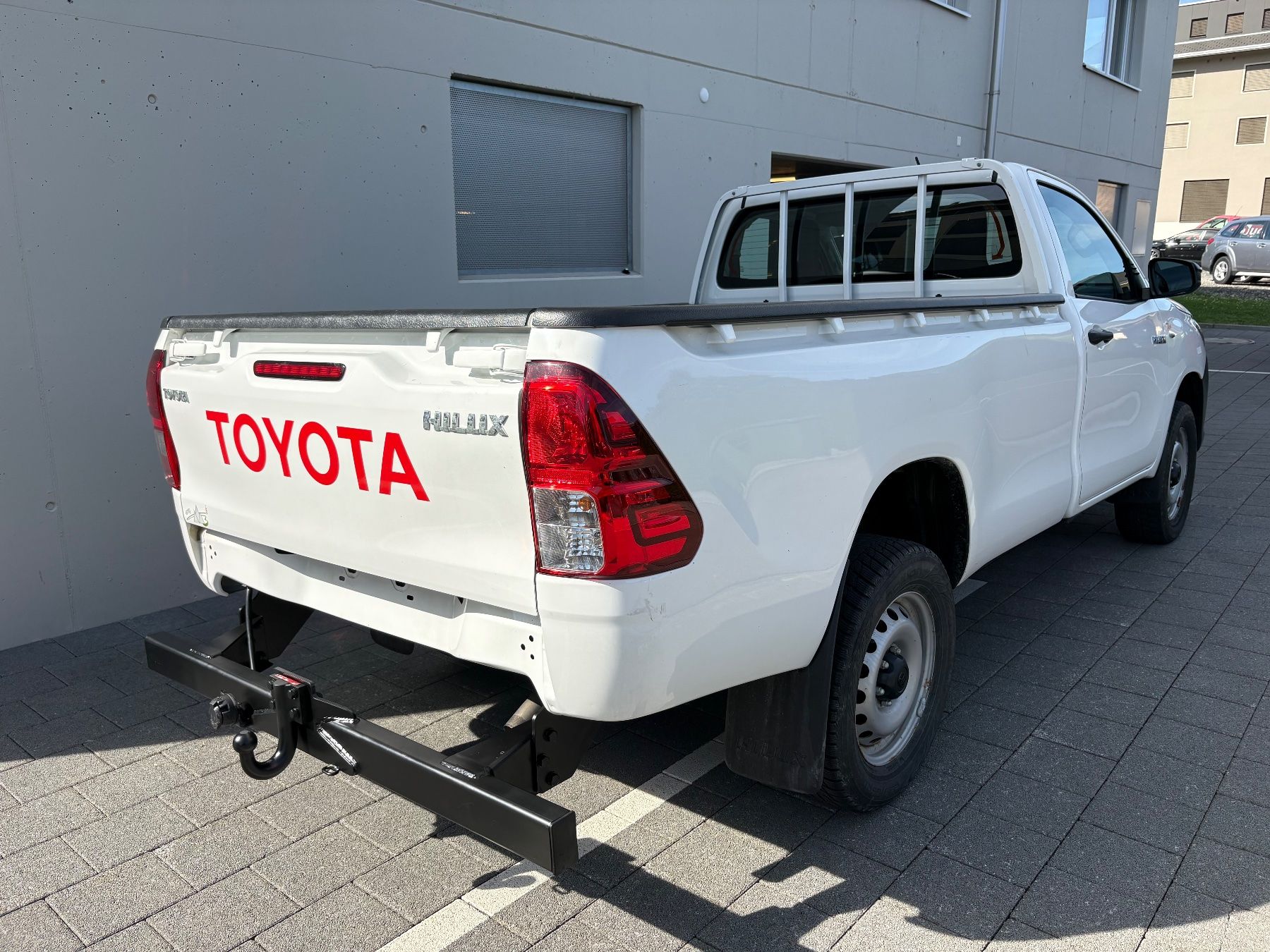 Toyota Tutti i ricambio: Brücke / TOYOTA Hilux Single Cab / Pritsche – Usato da Hasle LU venduto da Mroeoesli0 3