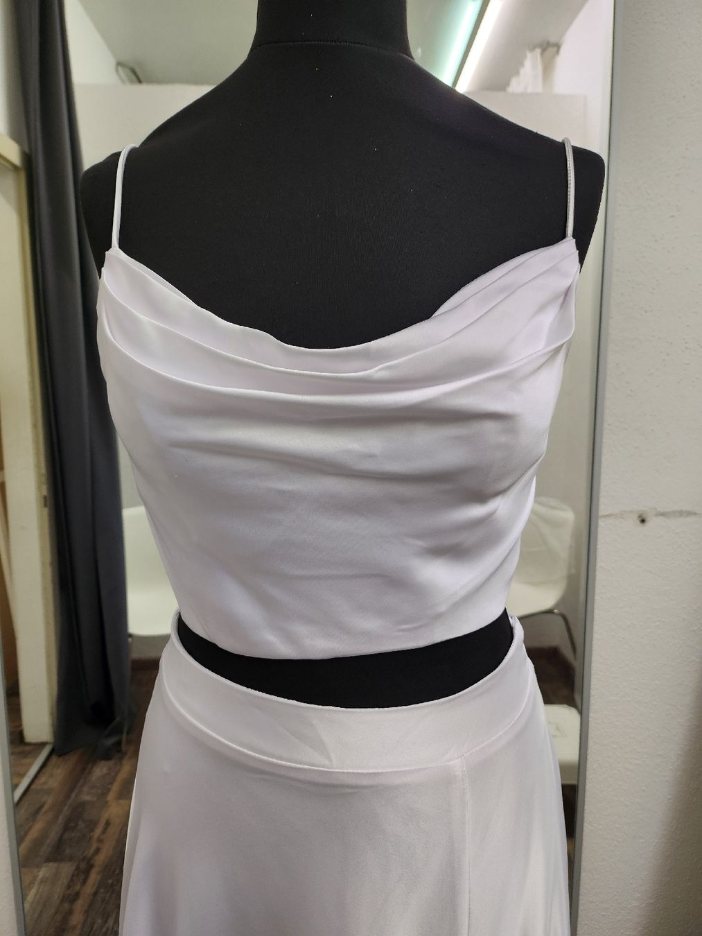 Vestiti: Brautkleid weiss – Nuovo (secondo la descrizione) da Uster venduto da VMT. 1