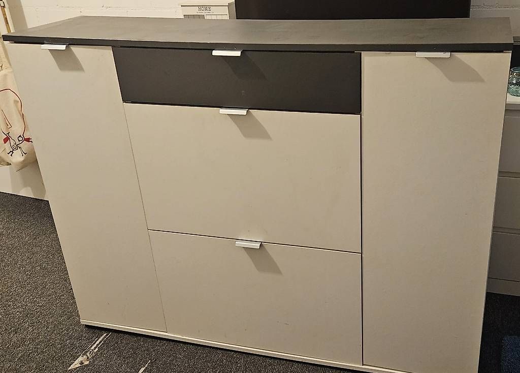 Armadi: Schuhschrank – Usato da Veltheim AG venduto da mev_w9xd 3
