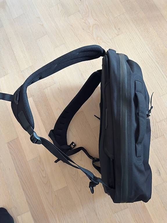 Rucksäcke: Black Ember Shadow 26 Rucksack – Gebraucht aus Wallisellen von Higarigh 2