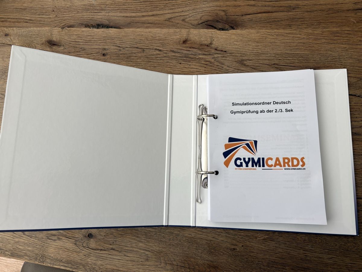 Altro materiale scolastico: Gymicards 2024, komplettes Set mit Ordnern – Usato da Arth venduto da Windig 8