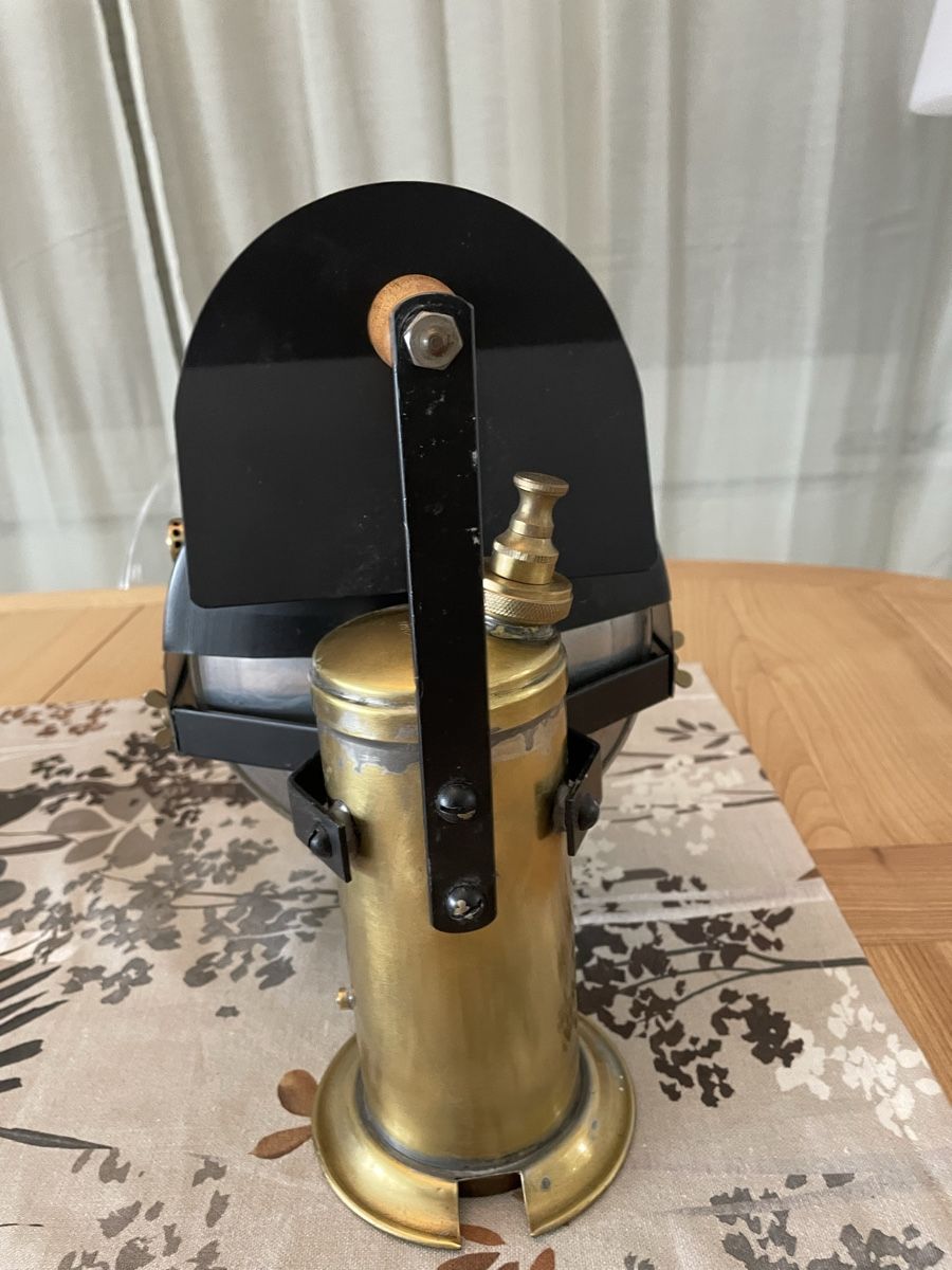 Lampade: Ancienne lampe à pétrole – Usato da Colombier NE venduto da mistigris007 4