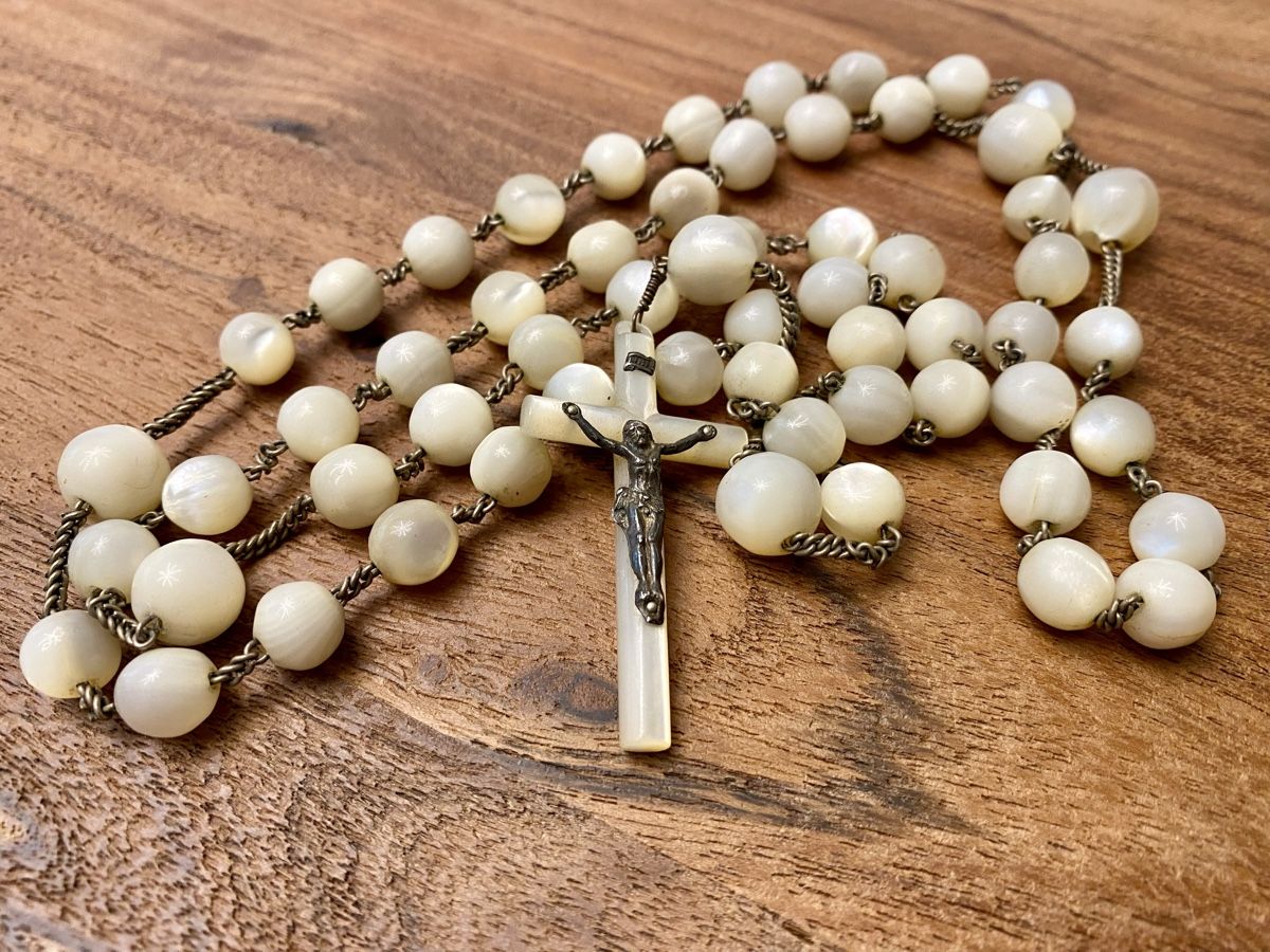 Sonstiger Schmuck: Grosser Perlmutt Rosenkranz 49 – Gebraucht aus Zürich von Dalema13