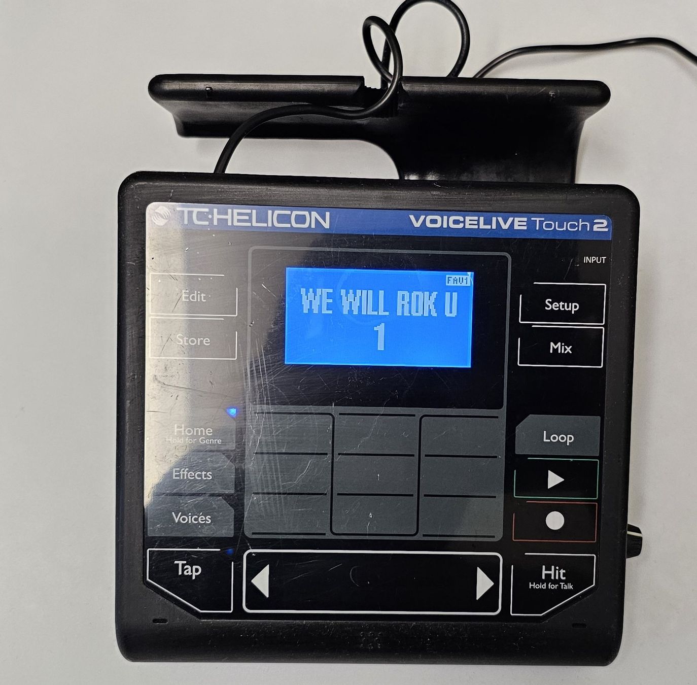 Musikinstrumente: TC-Helicon VoiceLive Touch 2 – Gebraucht aus Adliswil von