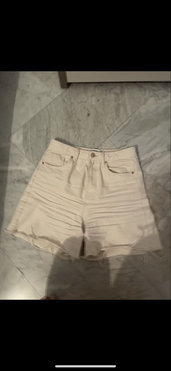 Jeans: Shorts – Gebraucht aus Rheineck von Princessaitaliana 1