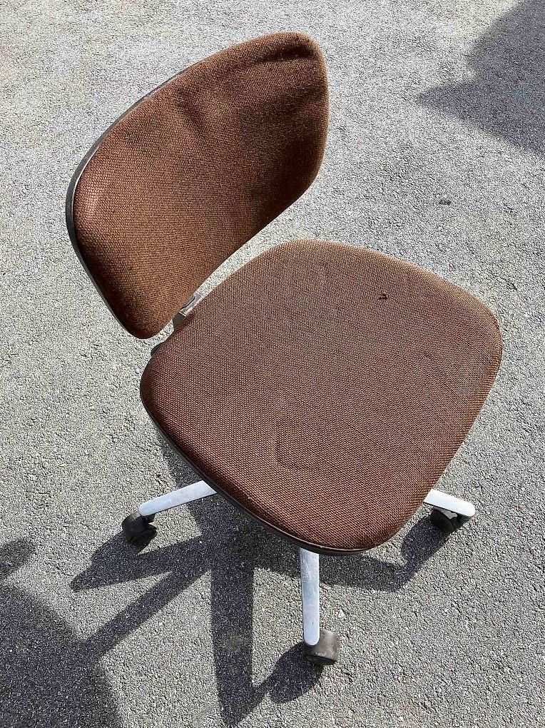 Sitag Sedie: Ancienne chaise Sitag – Usato da Ardon venduto da a_laroyale