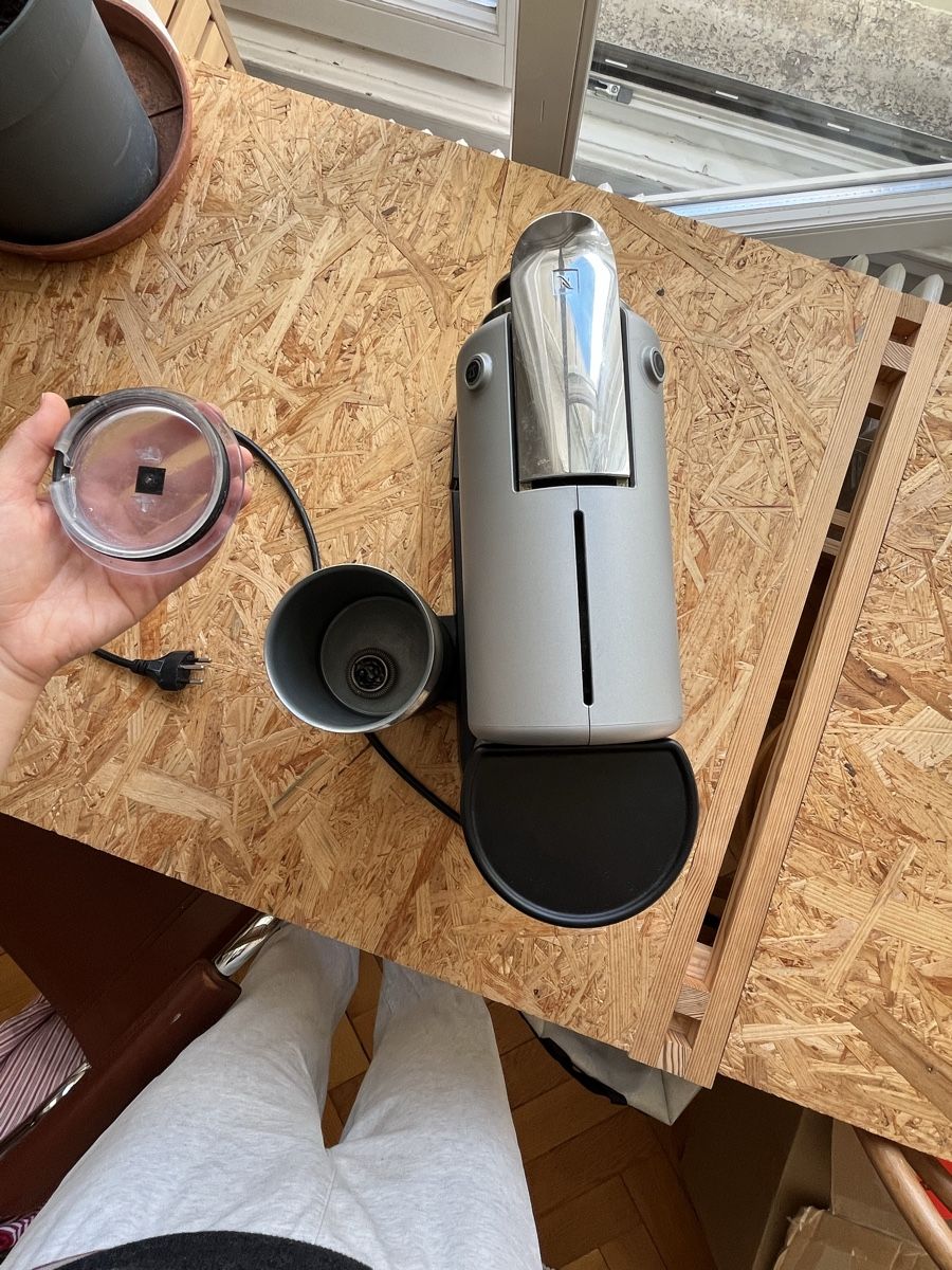 Nespresso Kaffeemaschinen & Espressomaschinen: Kaffemaschine – Gebraucht aus Lausanne von ric_wld7