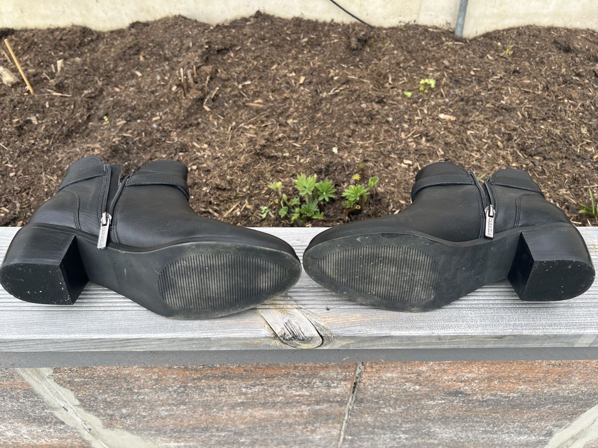 Damenschuhe: Stiefelette Leder schwarz Gr. 41 – Gebraucht aus Bürglen TG von Ursajosi 2