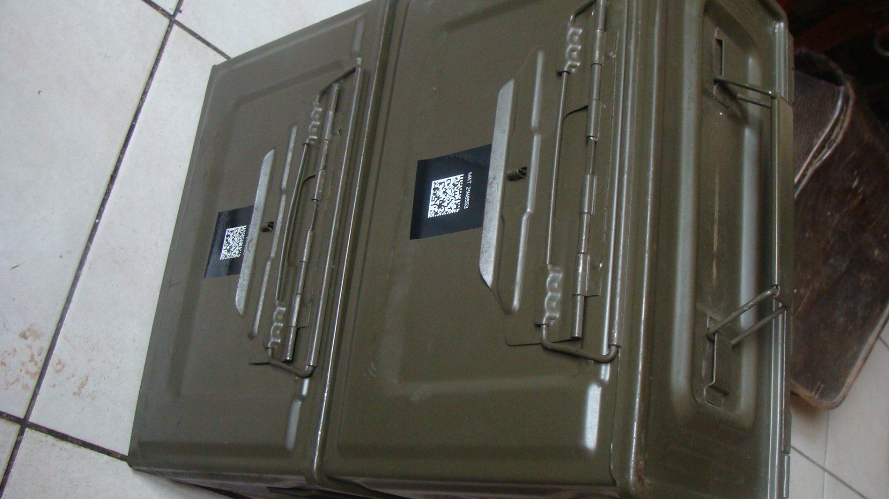 Transportkisten: 1 caissettes à munitions militaire, comme neuve. – Gebraucht aus Cuarny von hen_g7hn 6