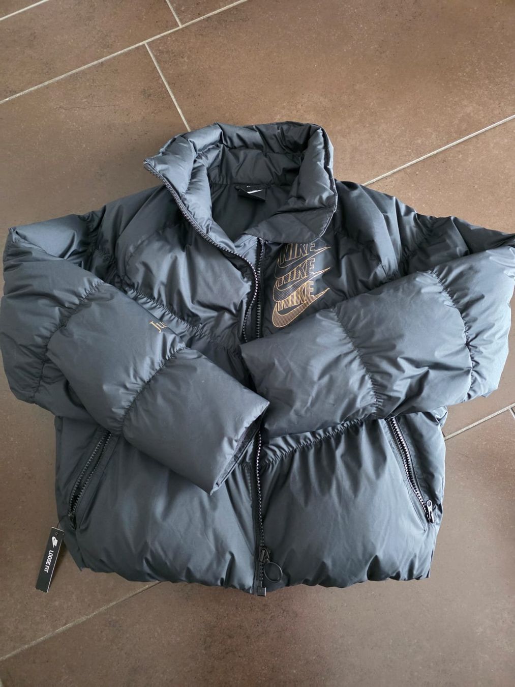 Nike Jacken: NIKE Winterjacke Gr. XS NEU – Neu und originalverpackt aus Bennwil von fawag