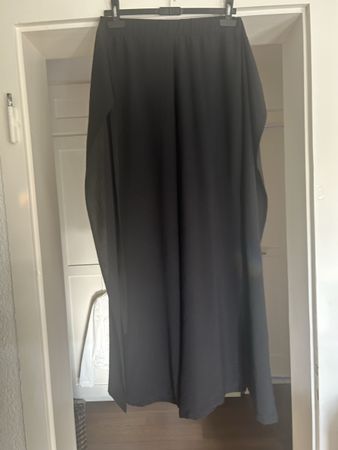 Damen Hose Zara schwarz Groesse L guter Zustand