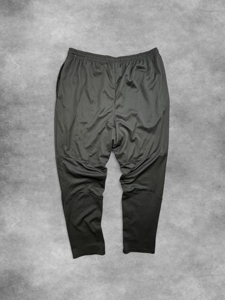 Nike Pantaloni: Nike sweatpants – Usato da Erlinsbach SO venduto da TogaResell 2