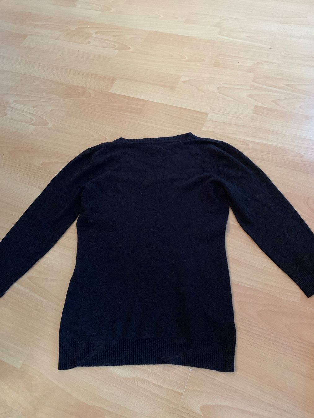 H&M Maglioni & Felpe: Joli pull noir H&M taille M – Usato da MEYRIN venduto da Gwendo10 1