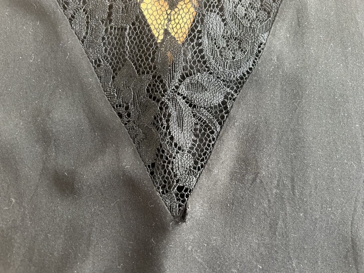 Camicette: Schwarze Bluse mit Spitze, Grösse S, Sommerlich leicht – Usato da Zürich venduto da frauchi4 2