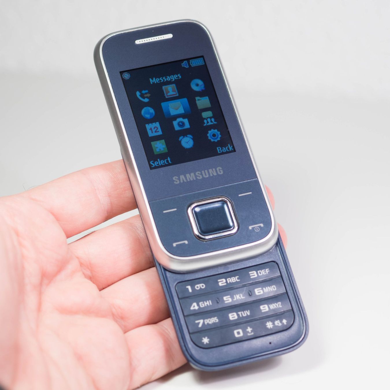 Samsung Telefoni cellulari / Smartphones: Samsung GT-E2350 Mobile Phone – Usato da Thörishaus venduto da vintagger 8