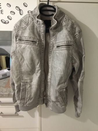 Winterjacke / Jacke Smog Grau Gr. M – Warm & stylisch! 