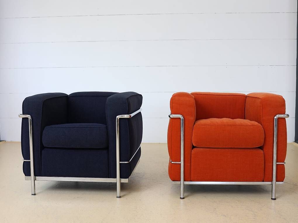 Le Corbusier Poltrone: Cassina LC2 Sessel Set | Orange & Dunkelblau – Usato da Meinisberg venduto da atelier_TILIJA 3