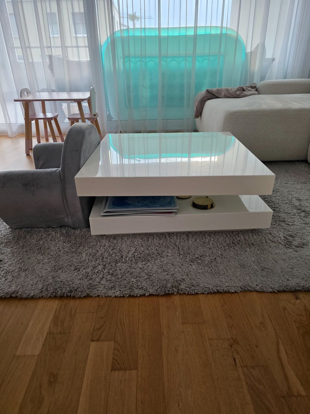 Tavoli: Couchtisch weiss Hochglanz schwenkbar – Usato da Küssnacht am Rigi venduto da rafaro94 4