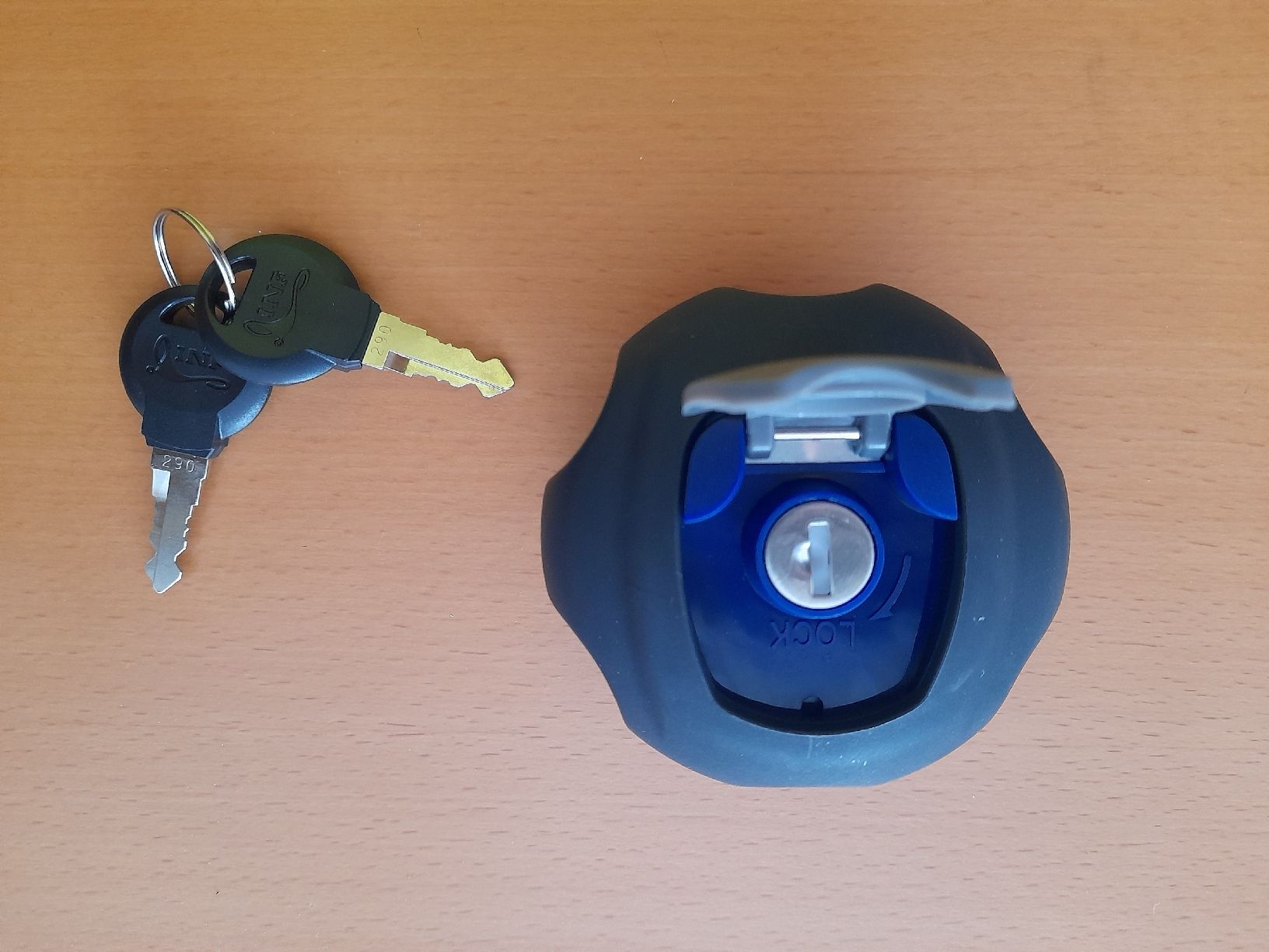 Accessori per altri veicoli: Tankdeckel – Nuovo e nell'imballaggio originale da Rothrist venduto da KKC19 2