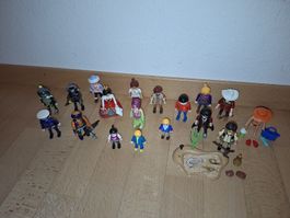 18 Playmobil Figuren & Zubehör