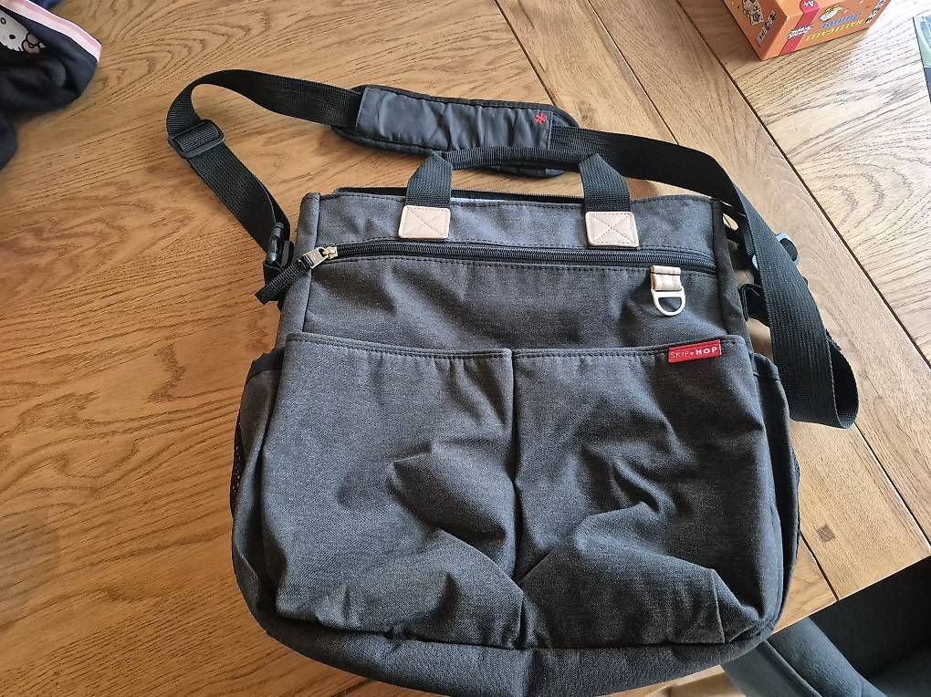 Borse & Zaini: Wickeltasche mit Wickelunterlage – Usato da Bühler venduto da Halloeche1 1
