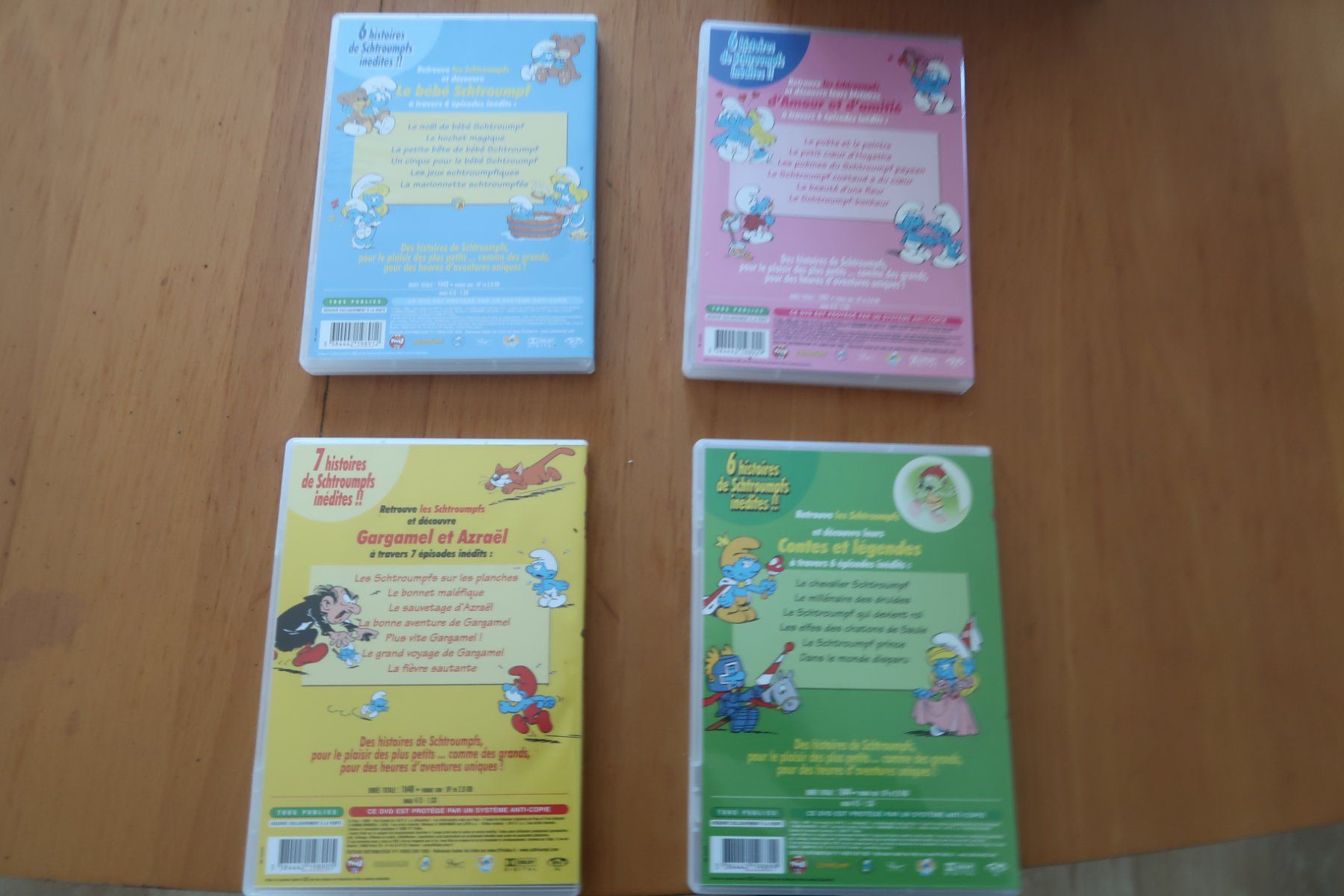 Tutti i DVDs: Coffret 4 DVDs      SCHRTOUMPFS     en français – Usato da Porrentruy venduto da tupatup 4
