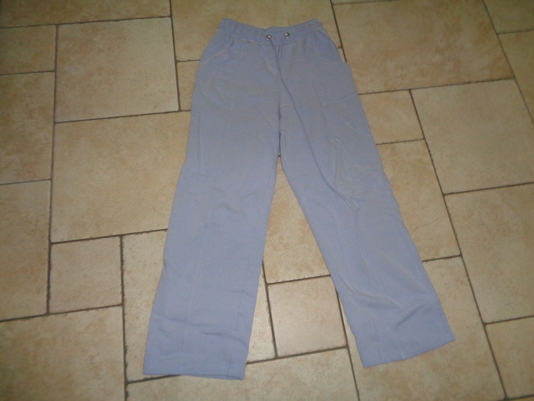 Hosen: Trainerhose  Tezenis  Grösse S – Gebraucht aus Kreuzlingen von Robi-2003
