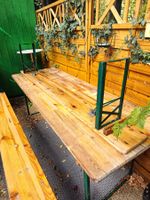 Biergarnitur Holz grün Metallgestell gebrauchter Zustand