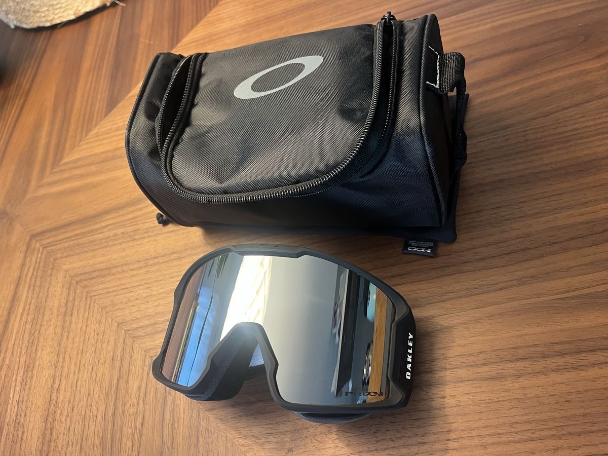 Oakley Brillen & Gläser: Oakley Ski Goggle O Frame 2.0 Black Mirror – Neu und originalverpackt aus Schwanden GL von sar_fs2t 1
