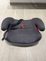 Réhausseur isofix