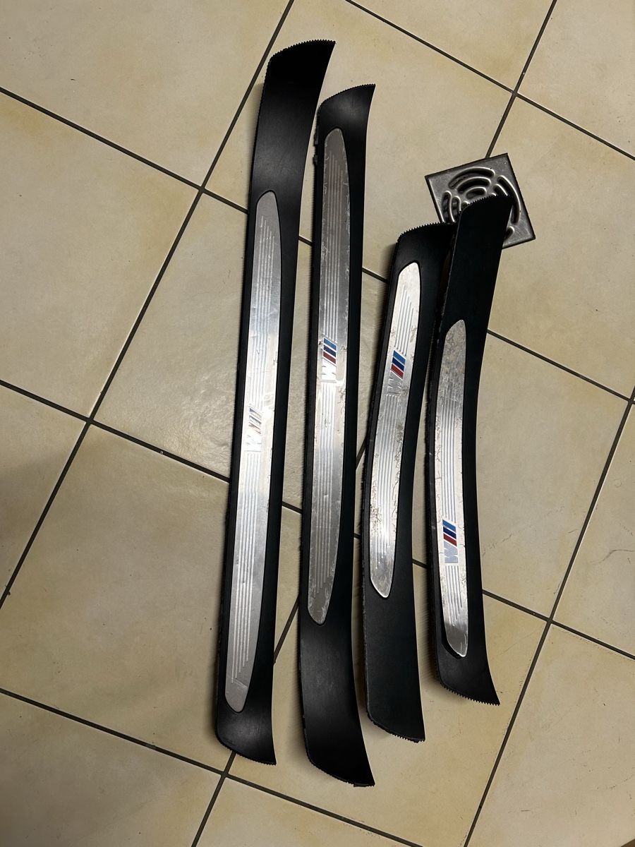 BMW Tutti pezzi di ricambio auto: BMW M-Paket Einstiegsleisten E60/61 – Usato da Felben-Wellhausen venduto da fab_vv8v
