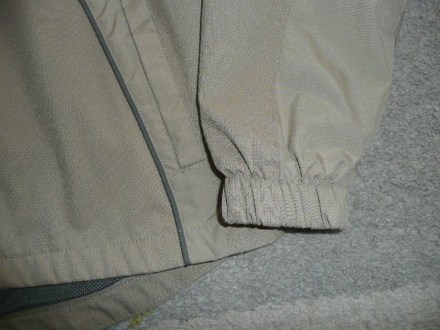 Puma Giacche & Cappotti: Windjacke von Puma Grösse 128 – Usato da Zug venduto da falama 4