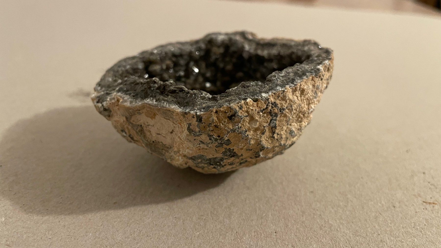 Mineralien & Heilsteine: Geode – Neu (gemäss Beschreibung) aus Gelterkinden von RemoViscardi
