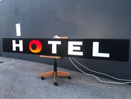 Enseigne Lumineuse Hotel, Vintage - Déco Unique!