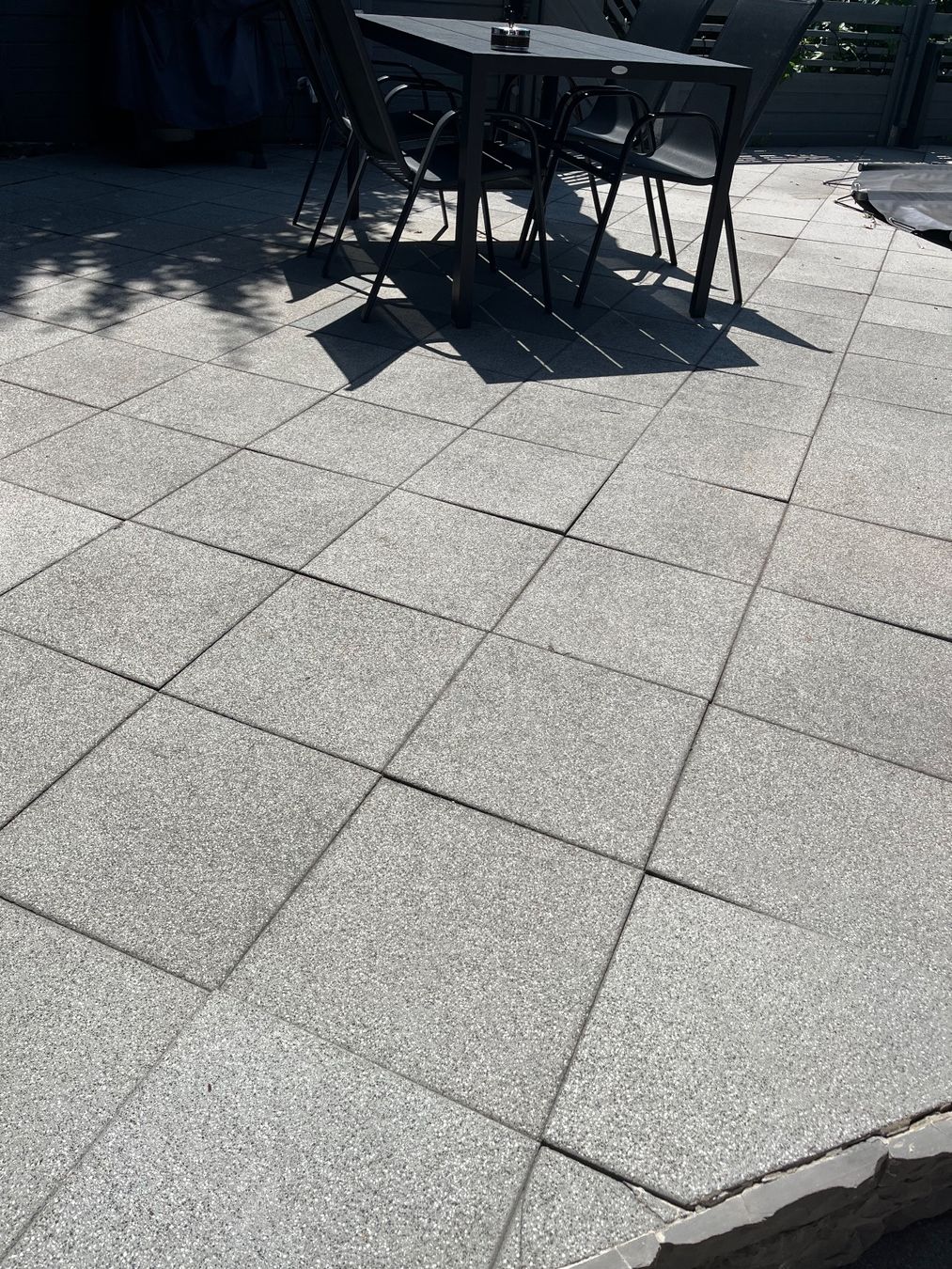 Rivestimenti per pavimenti: Steinplatten – Usato da Pratteln venduto da Darex