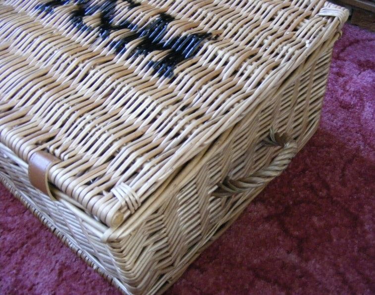 Sonstiges für Haushalt & Wohnen: Medium Fortnum Mason F&M Hamper Wicker Picnic Storage Basket – Neu (gemäss Beschreibung) aus Zürich von Vera_Ma 1