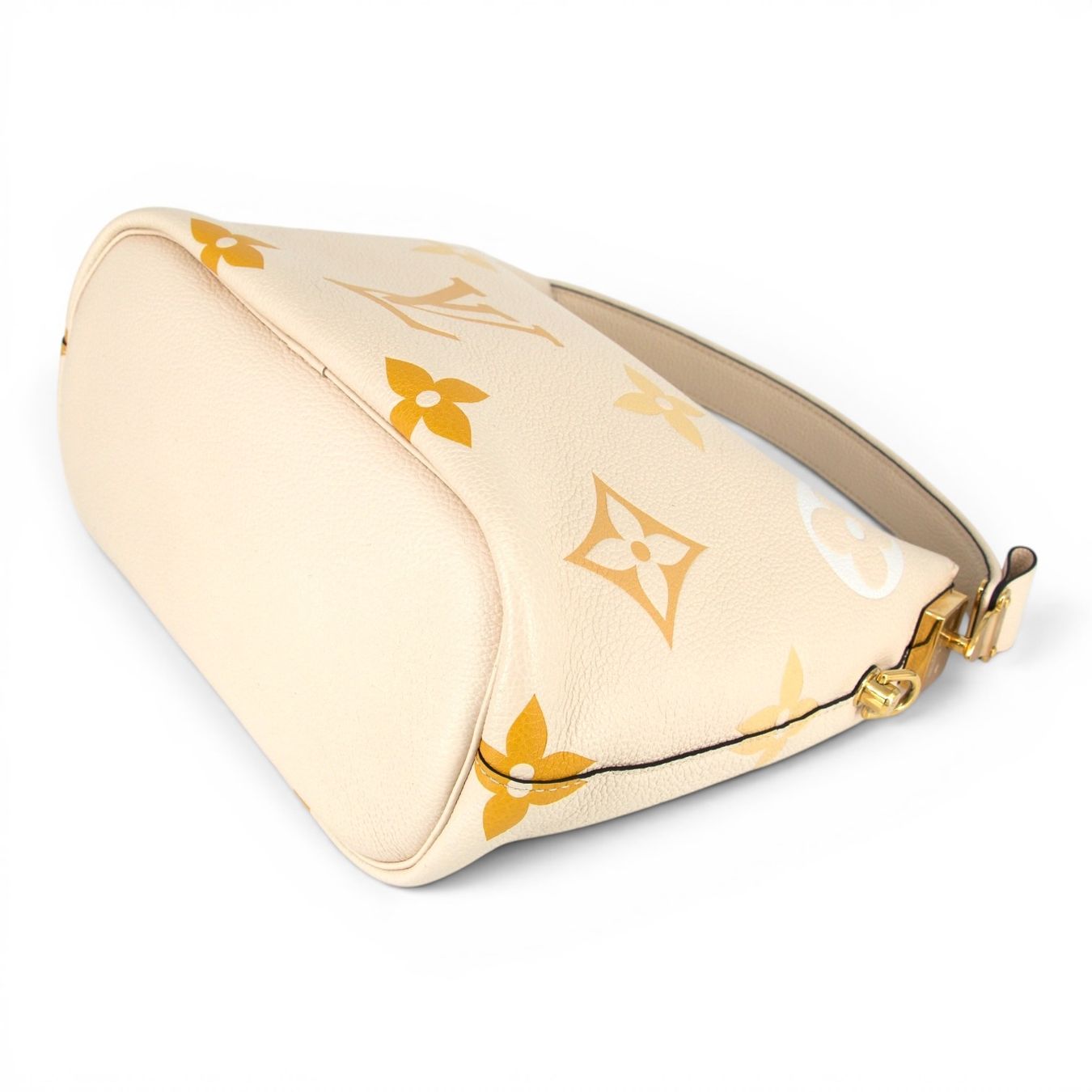 Louis Vuitton Taschen für Damen: Louis Vuitton Marshmallow PM empreinte by the pool – Gebraucht aus Binningen von Designerlabels 6
