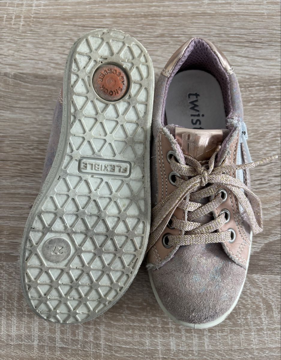 Scarpe per ragazze: Halbschuhe Gr 27 – Usato da Ebikon venduto da Regipe 1