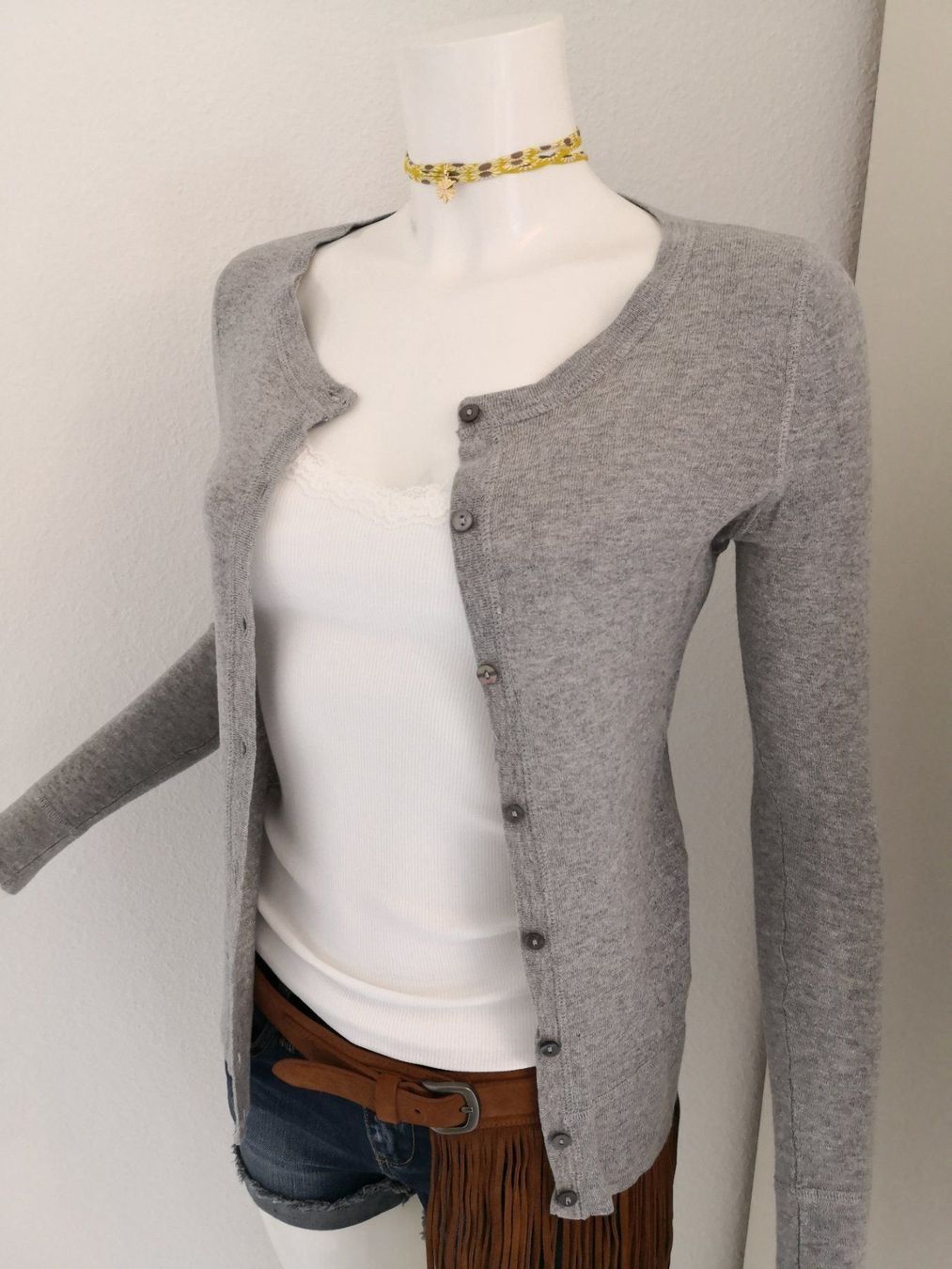 Mango Jacken: 🤩MANGO STRICK-JACKE GRAU & PERLMUTT-KNÖPFE NEU – Neu (gemäss Beschreibung) aus Olten von Naja-Twins-Twins 8
