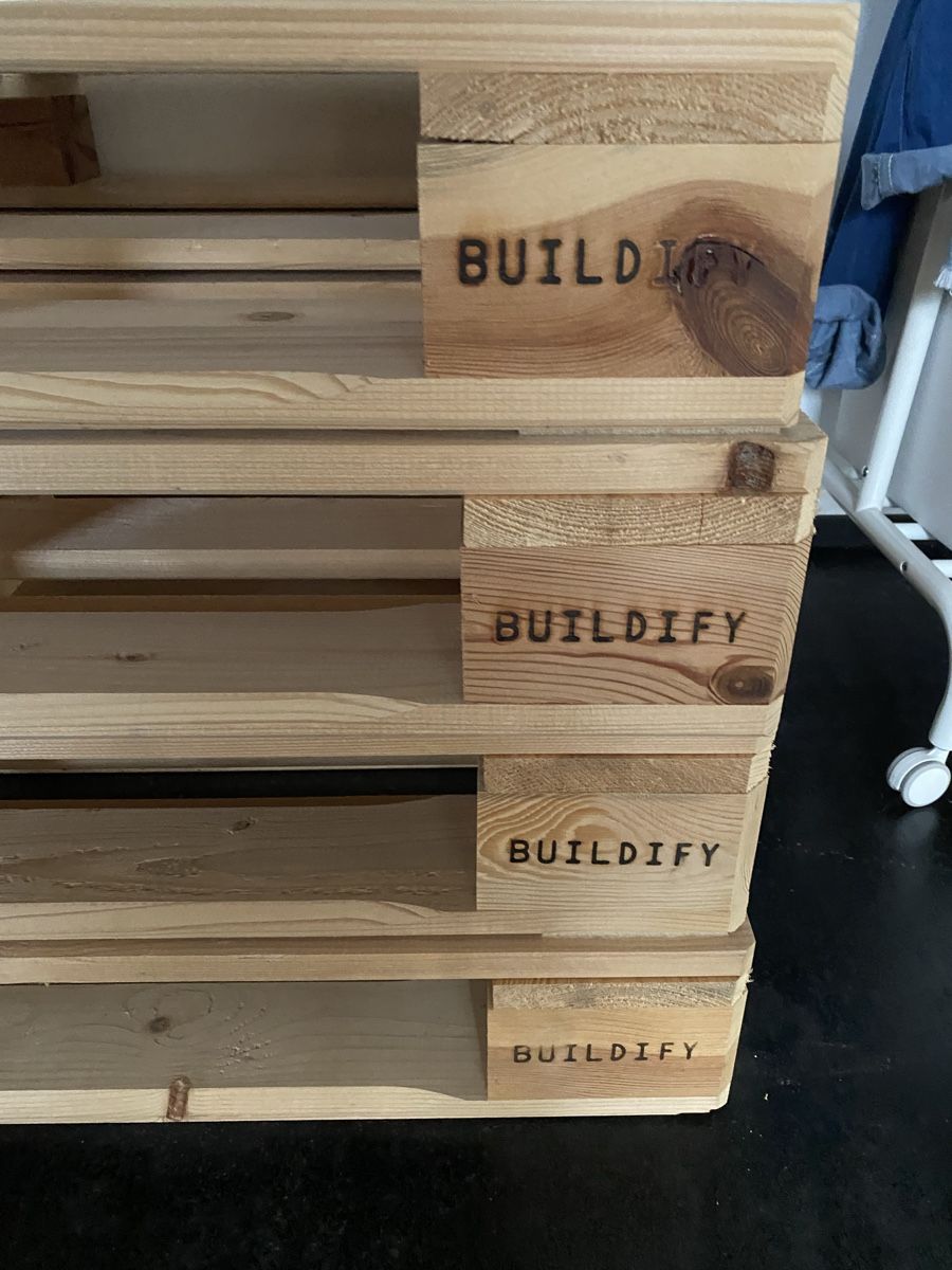 Pallets: Europaletten – Nuovo (secondo la descrizione) da Gelterkinden venduto da Reamonn3 3