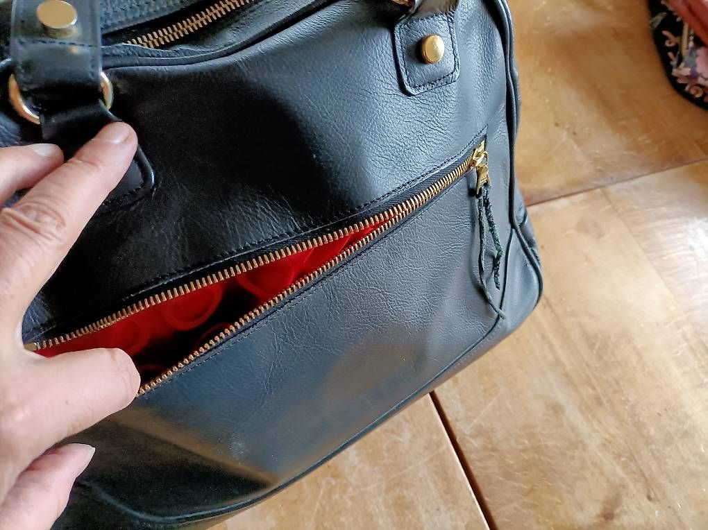 Taschen für Damen: Exklusive Ledertasche – Gebraucht aus Zug von Sabina0 3
