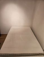 IKEA HYLLESTAD Bett 140x200 cm in sehr gutem Zustand