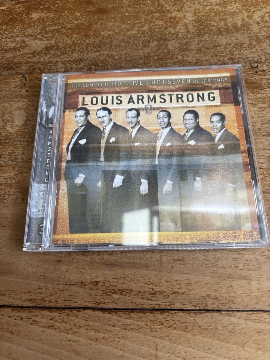 CDs: Louis Armstrong - The Complete Hot Five Recordings CD – Gebraucht aus Bern von nic_7mr6