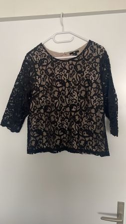 Bluse mit Spitzen / Grösse M