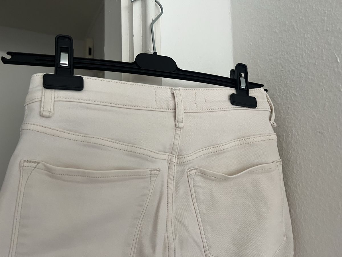 Mango Jeans: Weisse Bootcut Jeans mango, Gr. 34, neuwertig! – Neu (gemäss Beschreibung) aus Zürich von sellingmystuff1 3