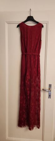 Roter Spitzenoverall.Tuta in pizzo Rossa
