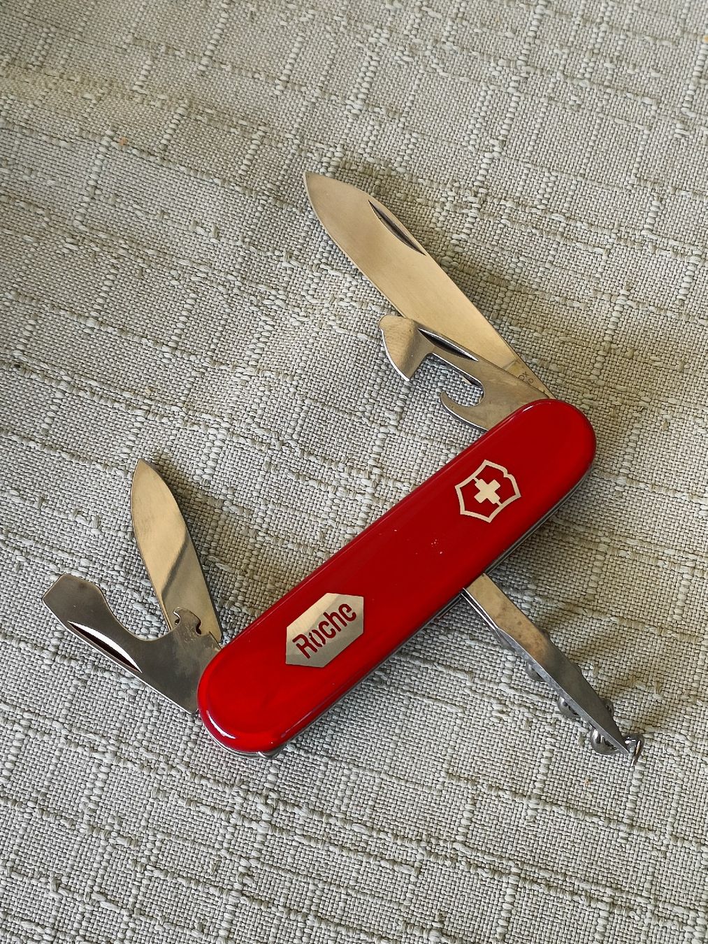 Victorinox Taschenmesser: Sackmesser Victorinox / Roche mit original Verpackung  – Neu (gemäss Beschreibung) aus Brugg AG von Ente015 2